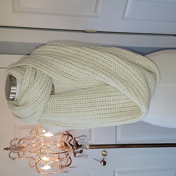 J.Crew Metallic Thread Chunky Infinity Scarf - Picture 10 of 17